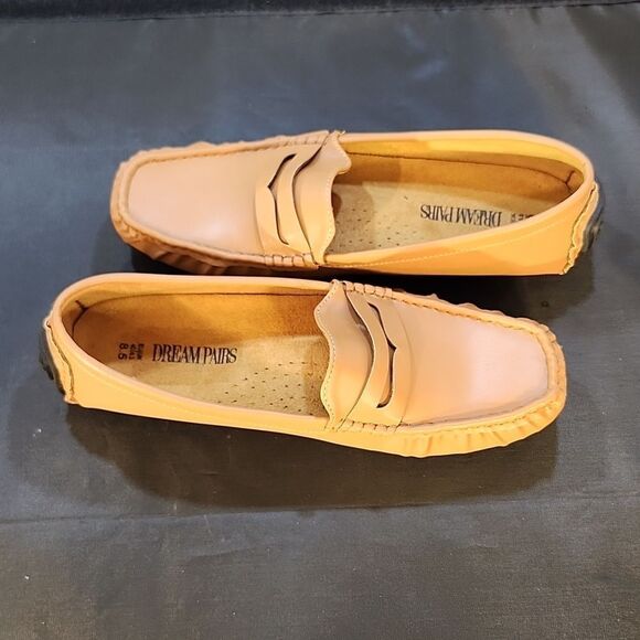 BRAND NEW DREAM PAIRS WOMEN'S SLIP-ON ROUND-TOE LOAFERS - Picture 11 of 16